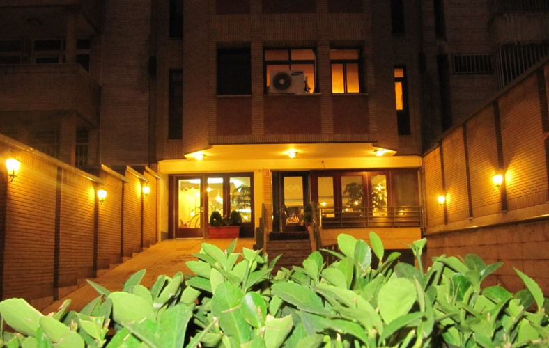 هتل پردیس تهران محوطه بیرونی