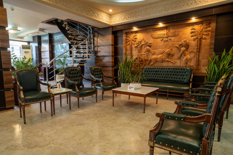 هتل الماس عباس‌آباد لابی