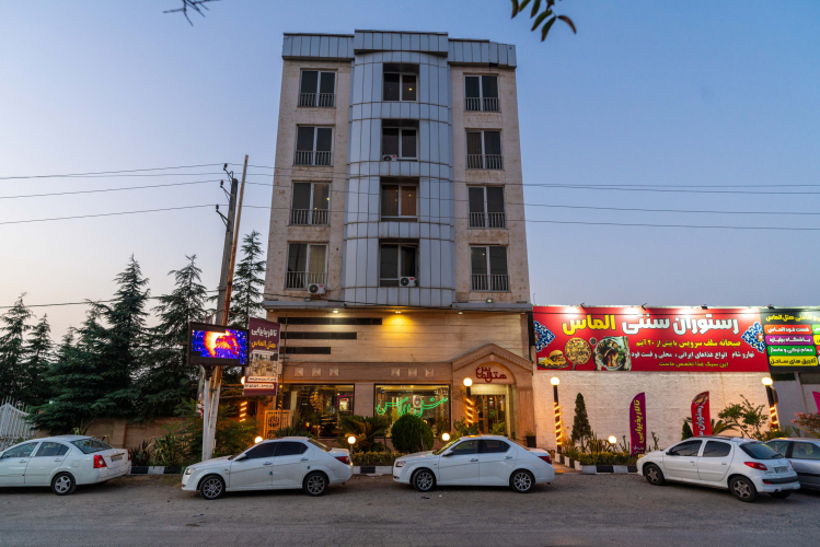 هتل الماس عباس‌آباد نمای بیرونی