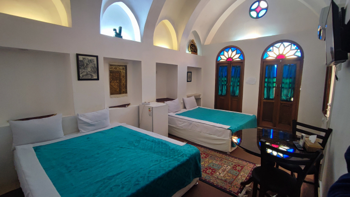 اقامتگاه سنتی ثنا کاشان فضای داخلی اتاق‌ها