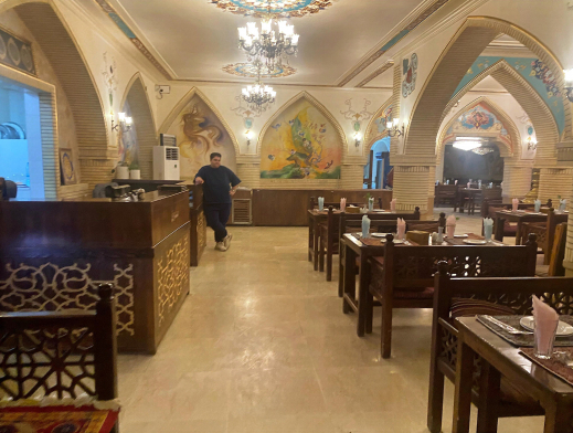 هتل آریانا شیراز رستوران سنتی
