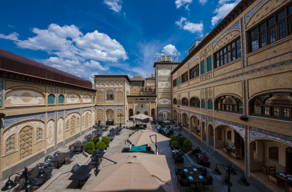 هتل گران میراث رشیدیه تهران محوطه داخلی