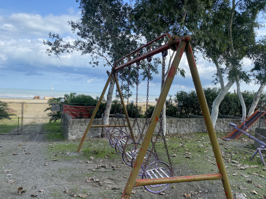 مجتمع گردشگری ستاره خزر سنگاچین بندرانزلی نمای بیرونی