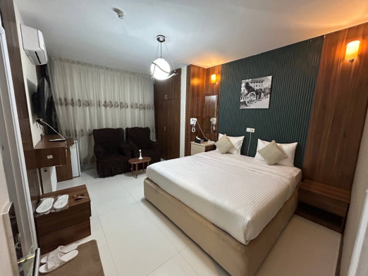 هتل باغ چهار فصل شیراز فضای داخلی اتاق‌ها