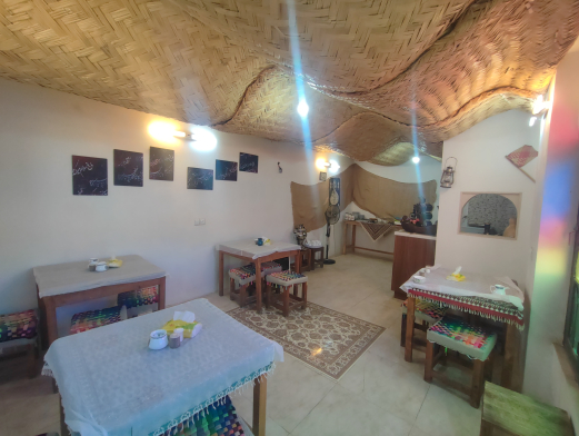 اقامتگاه سنتی ثنا کاشان فضای داخلی اتاق‌ها