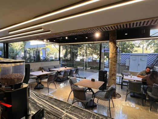 هتل ورزش تهران کافی‌شاپ