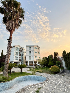 هتل باروژ تنکابن نمای بیرونی