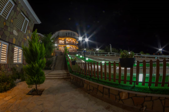 هتل دال دنا سی سخت نمای بیرونی