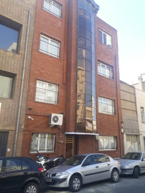 مهمانسرای آراز تهران نمای بیرونی مهمانسرای آراز تهران نمای بیرونی