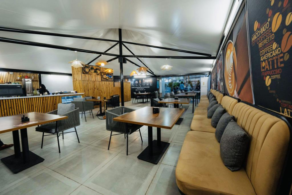 هتل پارادایس تهران محوطه بیرونی