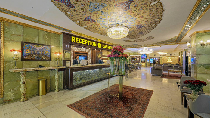 هتل پارسیان عالی قاپو اصفهان لابی