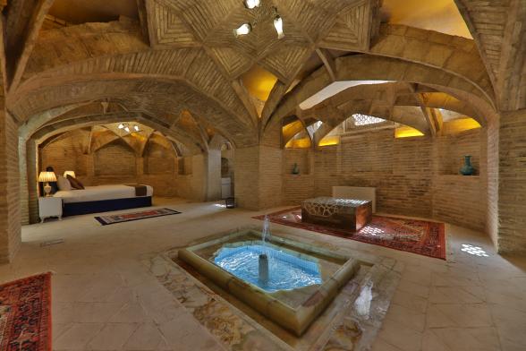 اقامتگاه سنتی کاخ سرهنگ اصفهان حوضخانه اقامتگاه سنتی کاخ سرهنگ اصفهان حوضخانه