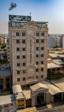 هتل استاتیس بندر عباس نمای بیرونی
