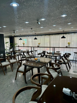 هتل آپارتمان سپنتا بندربوشهر رستوران هتل آپارتمان سپنتا بندربوشهر رستوران