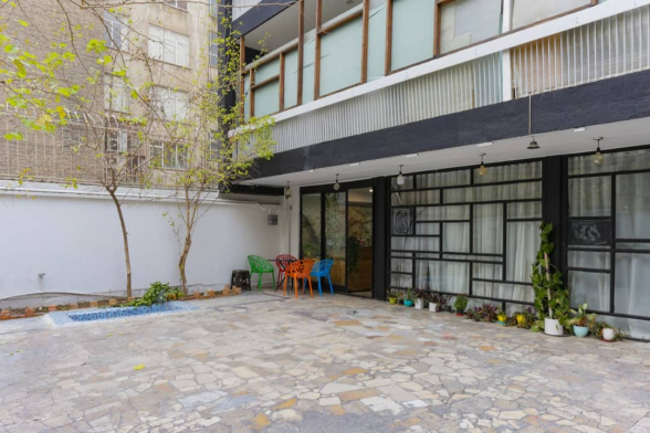 مهمانسرا ترنج تهران نمای بیرونی