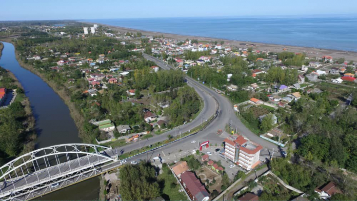 هتل ماندگار لنگرود نمای بیرونی