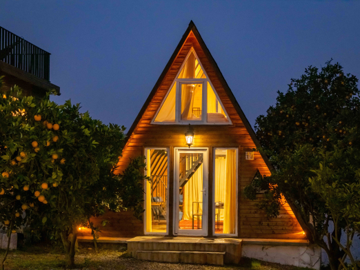 هتل دنسه بام هیرکانی بابل نمای بیرونی