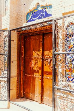 بوتیک هتل سنتی آناهید شیراز نمای بیرونی