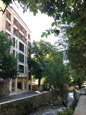 هتل ساران شهمیرزاد نمای بیرونی