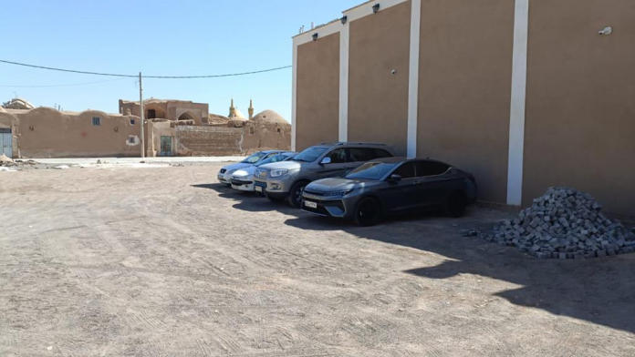 اقامتگاه شمسه آران و بیدگل محوطه بیرونی اقامتگاه شمسه آران و بیدگل محوطه بیرونی