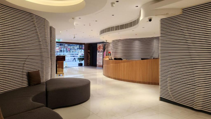 Vendome Plaza Hotel Dubai