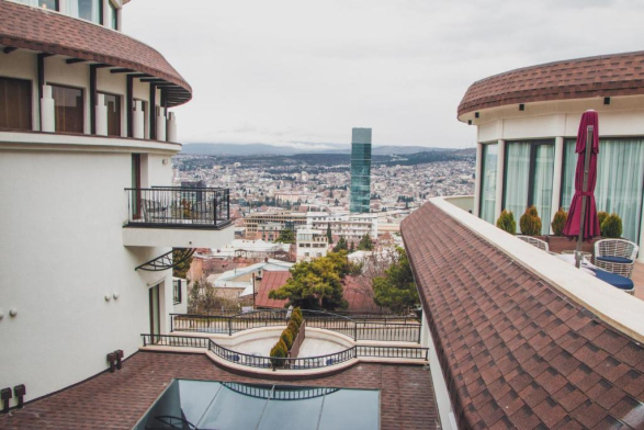 ٖٖADAMO Hotel Tbilisi