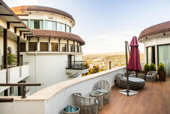ٖٖADAMO Hotel Tbilisi