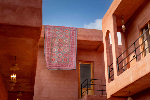 هتل مریجان قشم نمای بیرونی