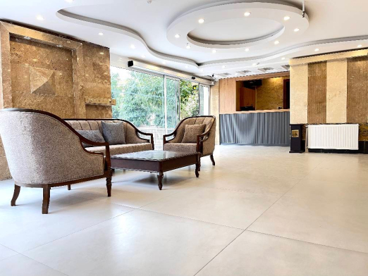 هتل آپارتمان بنیس شیراز لابی