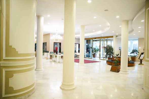 هتل آزادگان کرمانشاه لابی