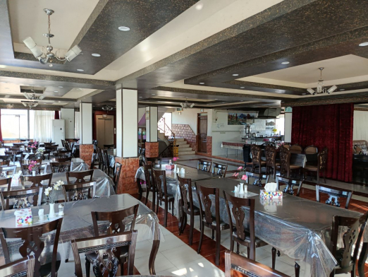 هتل آرام فومن محوطه داخلی