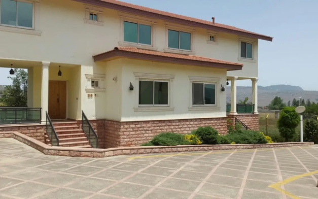 هتل پارسیان کلاردشت نمای بیرونی هتل پارسیان کلاردشت نمای بیرونی