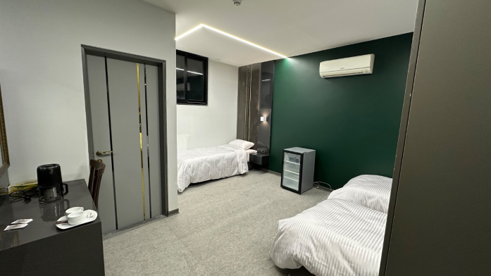 هتل دیبا شهر کرد فضای داخلی اتاق‌ها