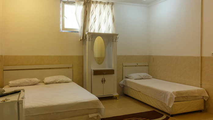 مهمانسرای  پردیسان فاز 2 یزد اتاق سه تخته 1