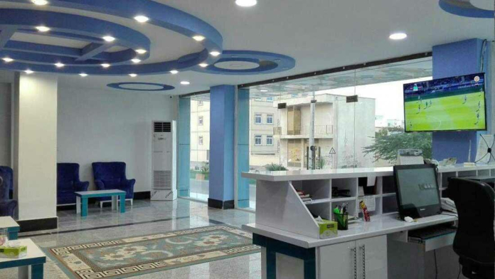 هتل آپارتمان آدینه قشم لابی 3