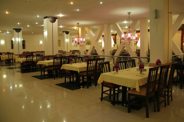 هتل صدر مشهد رستوران