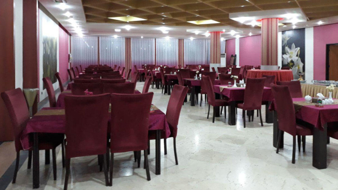 هتل کاوه ساوه رستوران