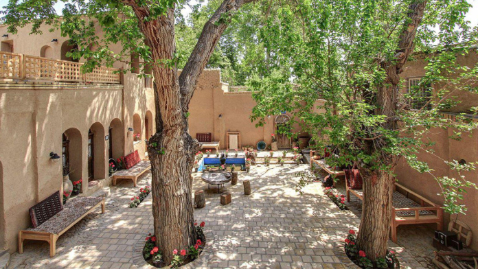 اقامتگاه سنتی خانه توسلیان نطنز فضای داخلی اقامتگاه 3