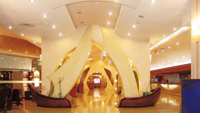 هتل پارمیس کیش لابی 4 هتل پارمیس کیش لابی 4