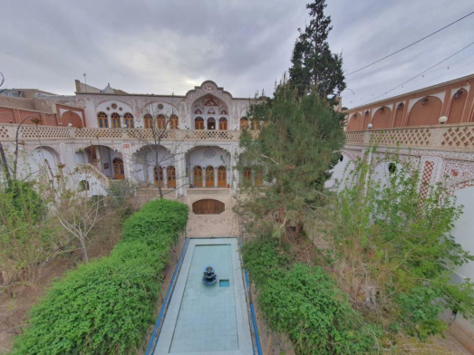 اقامتگاه سنتی خادمی کاشان فضای داخلی اقامتگاه 5 اقامتگاه سنتی خادمی کاشان فضای داخلی اقامتگاه 5