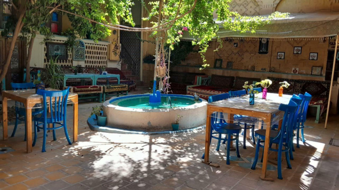 اقامتگاه سنتی گلشن شیراز فضای داخلی 2 اقامتگاه سنتی گلشن شیراز فضای داخلی 2