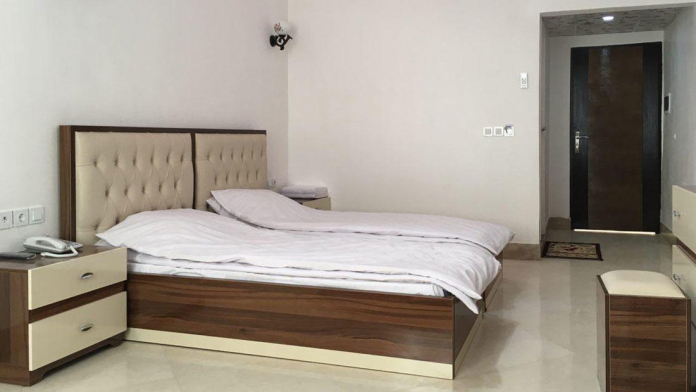 هتل چیپال جلفا اتاق دو تخته تویین 1 هتل چیپال جلفا اتاق دو تخته تویین 1