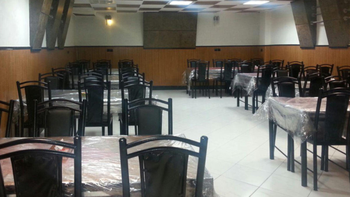 هتل آپارتمان ثامن السرور مشهد رستوران