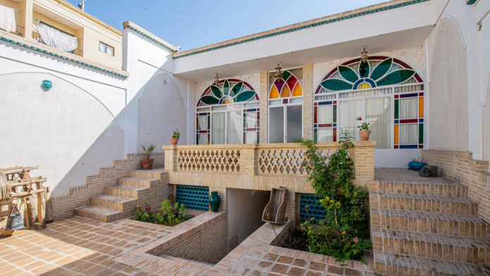 اقامتگاه بومگردی ملک کاشان فضای داخلی اقامتگاه 1 اقامتگاه بومگردی ملک کاشان فضای داخلی اقامتگاه 1