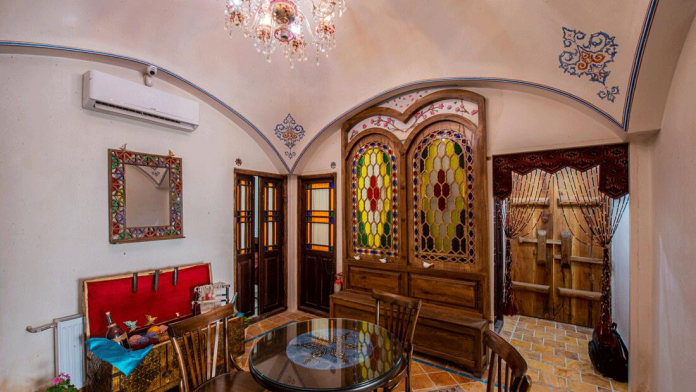 اقامتگاه بومگردی ملک کاشان فضای داخلی اقامتگاه 3 اقامتگاه بومگردی ملک کاشان فضای داخلی اقامتگاه 3