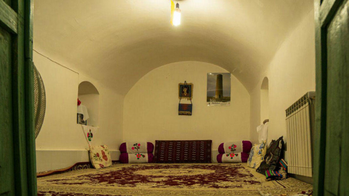 اقامتگاه بومگردی سبنی بردسکن فضای داخلی اتاق ها اقامتگاه بومگردی سبنی بردسکن فضای داخلی اتاق ها