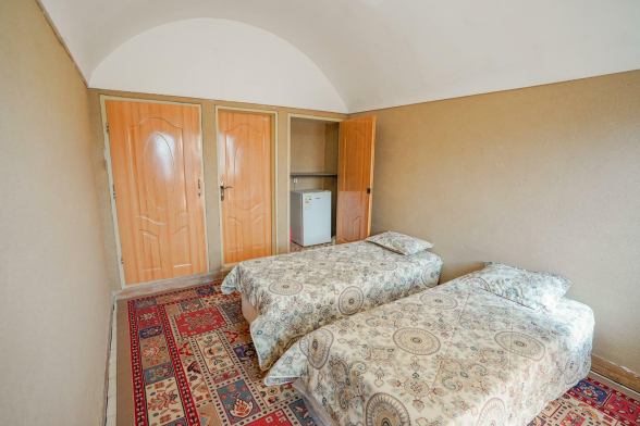 مجتمع گردشگری اکو کمپ شباهنگ کویر یزد اتاق دو تخته تویین 1 مجتمع گردشگری اکو کمپ شباهنگ کویر یزد اتاق دو تخته تویین 1