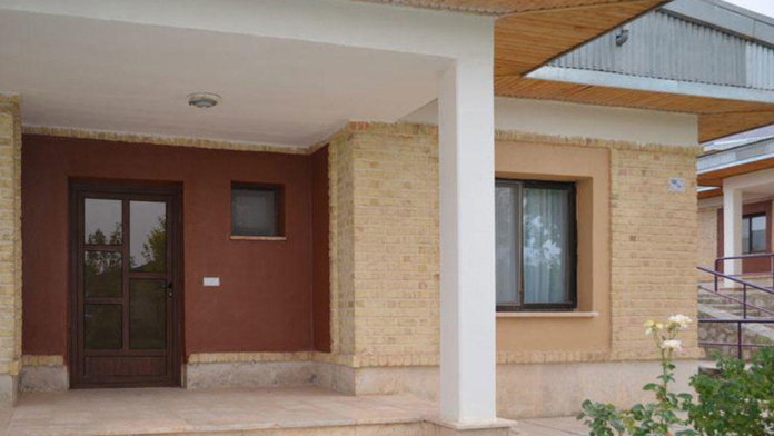 مجتمع گردشگری آفتاب چغاخور بروجن فضای بیرونی هتل 4 مجتمع گردشگری آفتاب چغاخور بروجن فضای بیرونی هتل 4