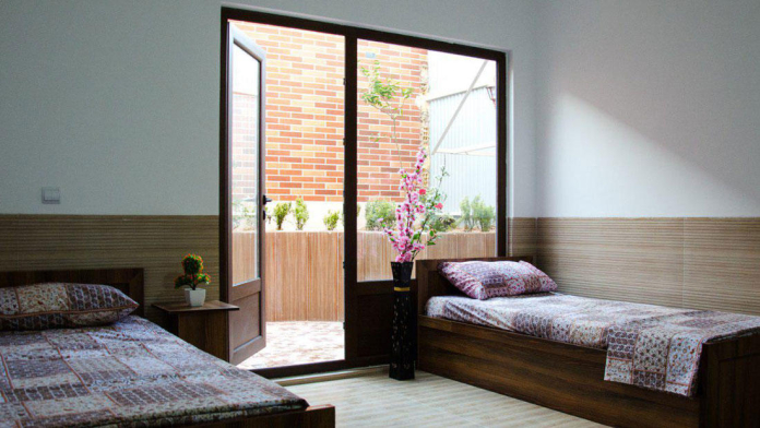 مجتمع گردشگری سرای کاوه یزد سوئیت دو تخته سلامت