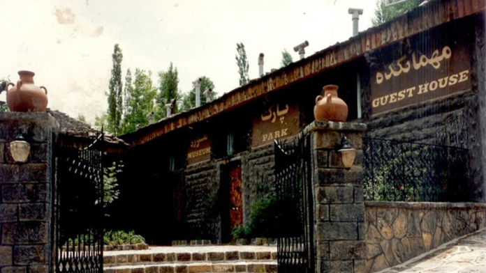 متل کندلوس نوشهر فضای بیرونی متل 4 متل کندلوس نوشهر فضای بیرونی متل 4